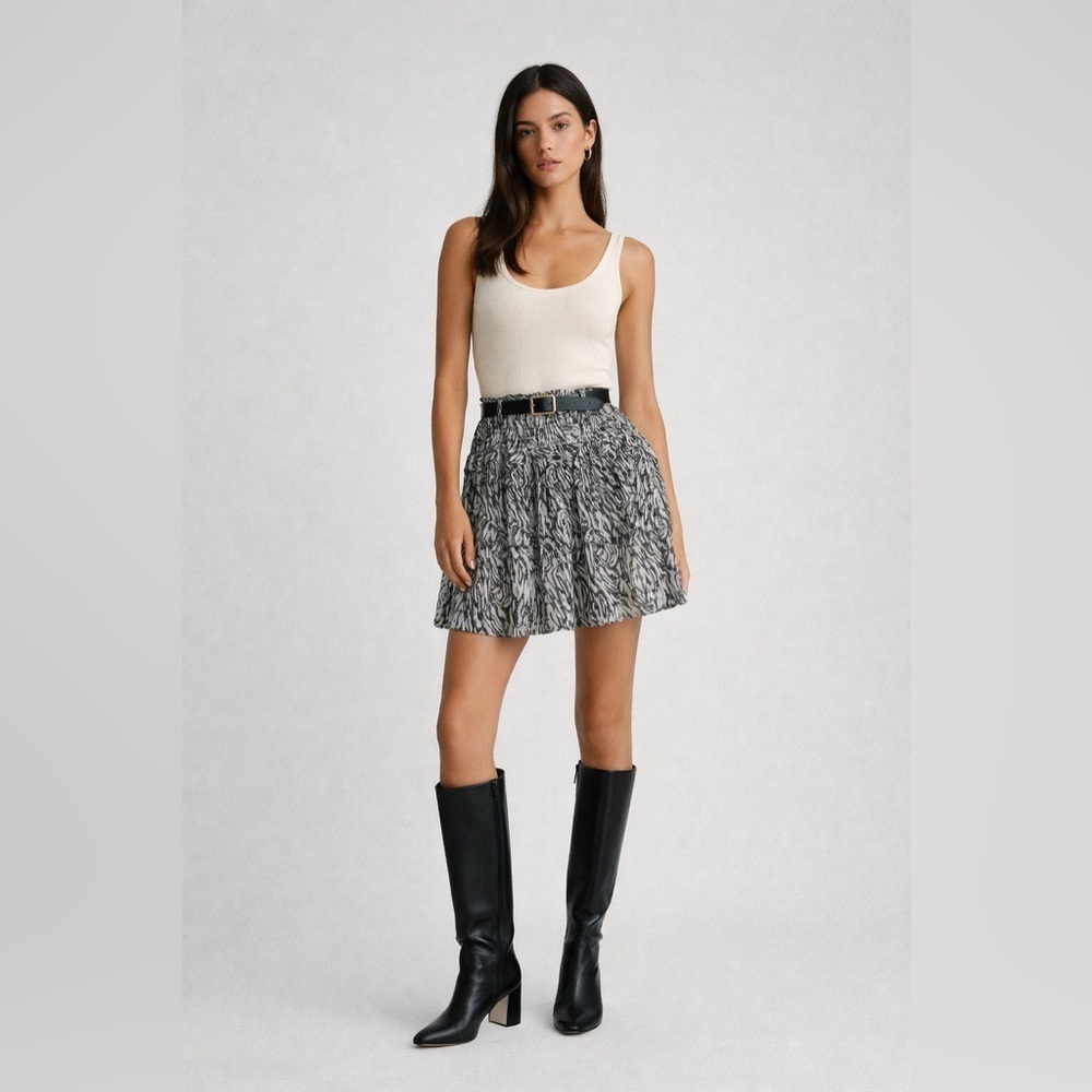 Walter Baker black and white nova tiger print tiered mini skirt. Size small.